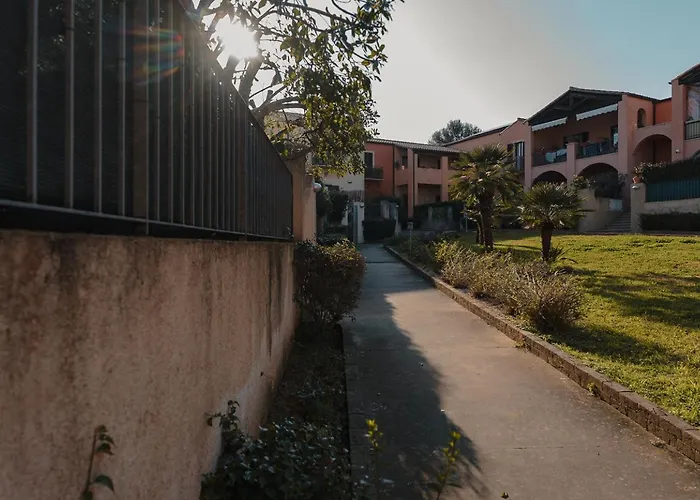 Giaria House *