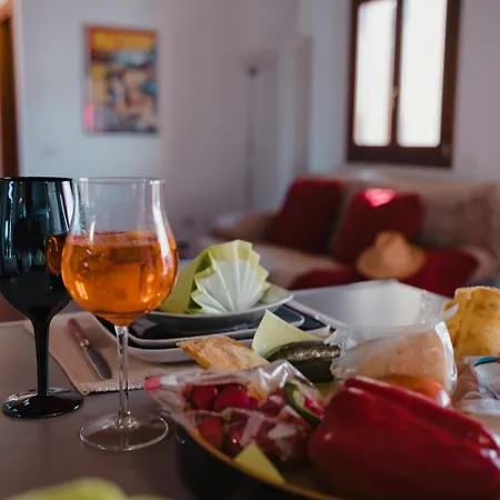 Giaria House Apartamento *