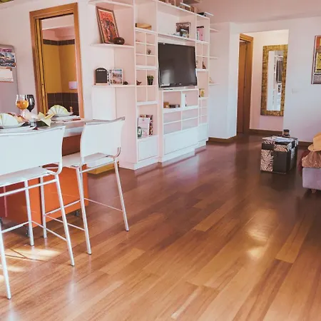 Giaria House Apartman *