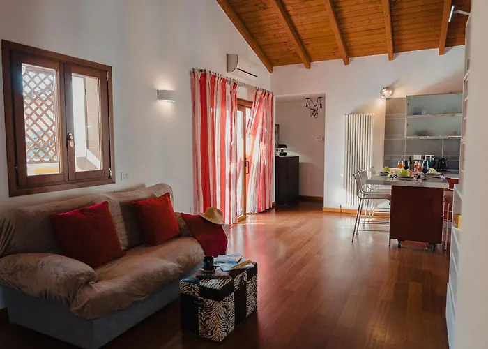 Daire Giaria House *